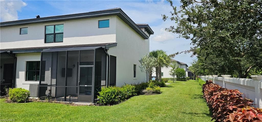 7510 Rockefeller DR-8