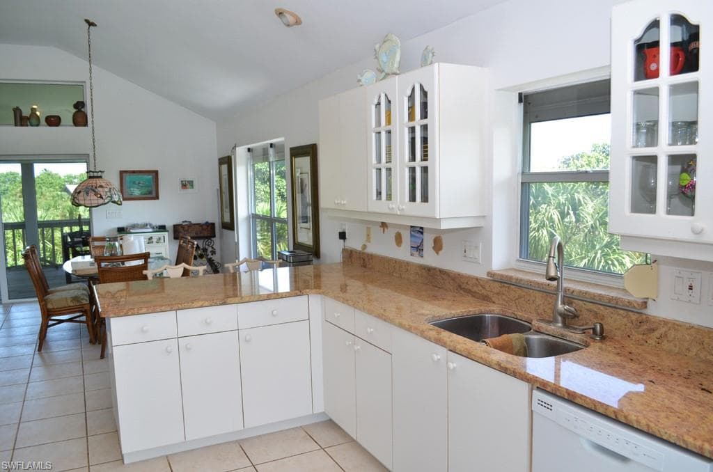 4551 Bartlett PKWY-7