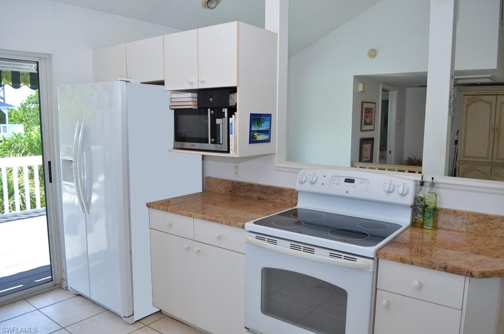 4551 Bartlett PKWY-9