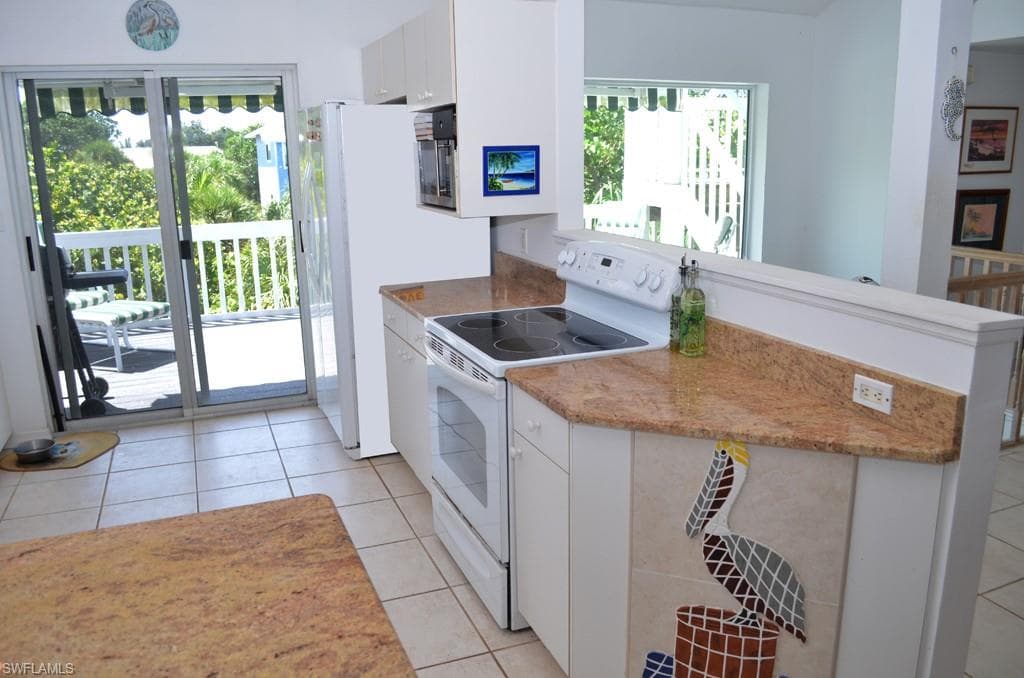 4551 Bartlett PKWY-8