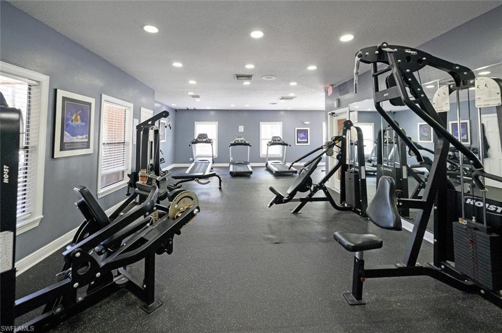 2190 Arbour Walk CIR 2221-27