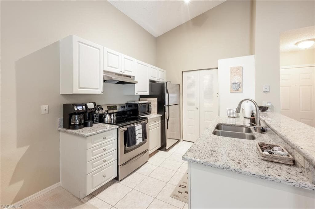2190 Arbour Walk CIR 2221-5