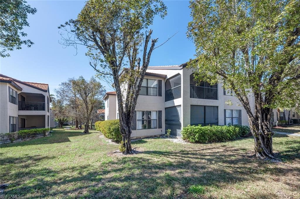 2190 Arbour Walk CIR 2221-19