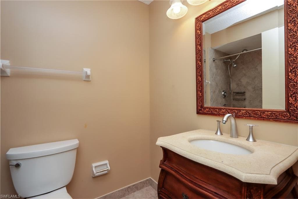 25484 Cockleshell DR 901-9