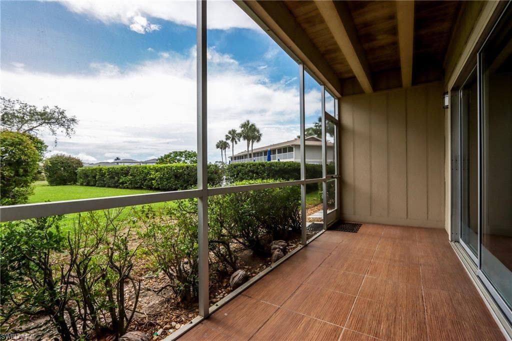 25484 Cockleshell DR 901-10