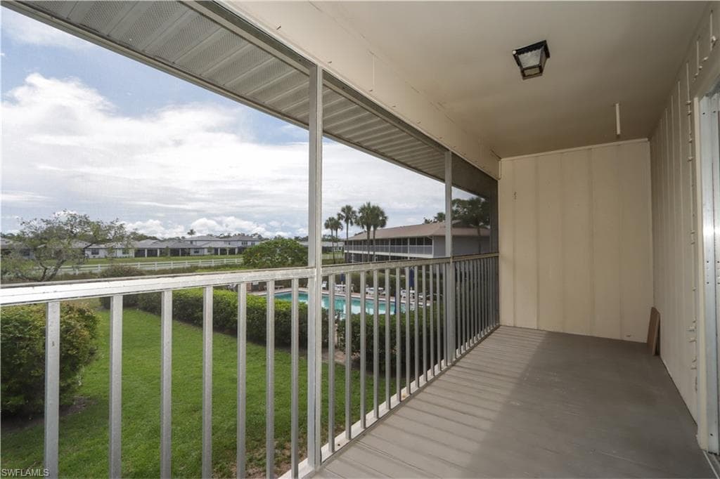 25484 Cockleshell DR 901-15