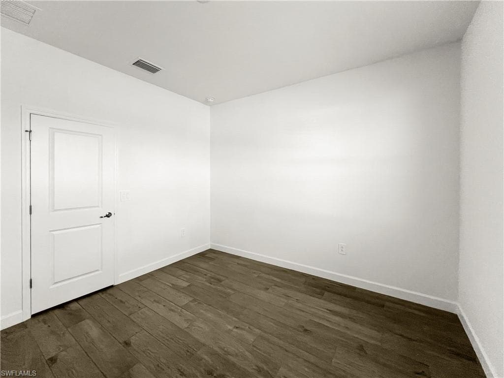 10706 Clementine PL-17