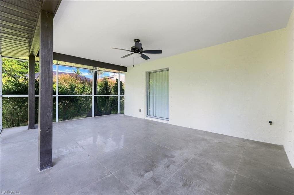 6031 Macbeth LN-22