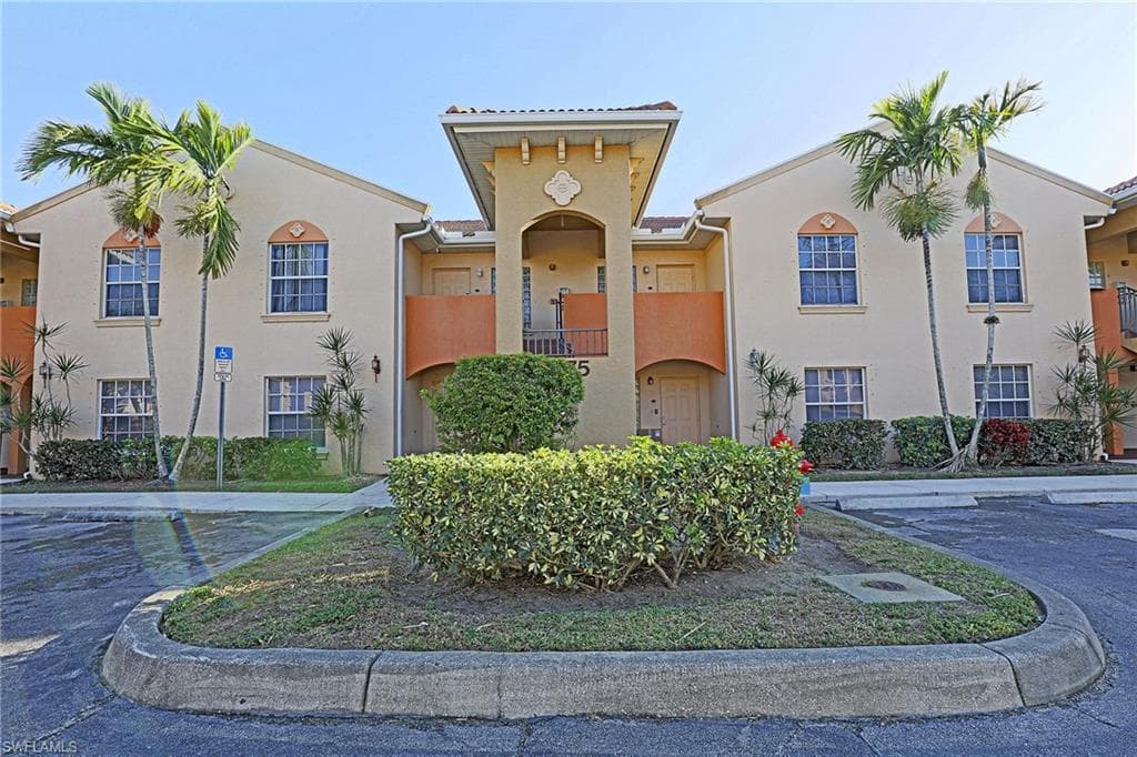 4175 Castilla CIR 203-1