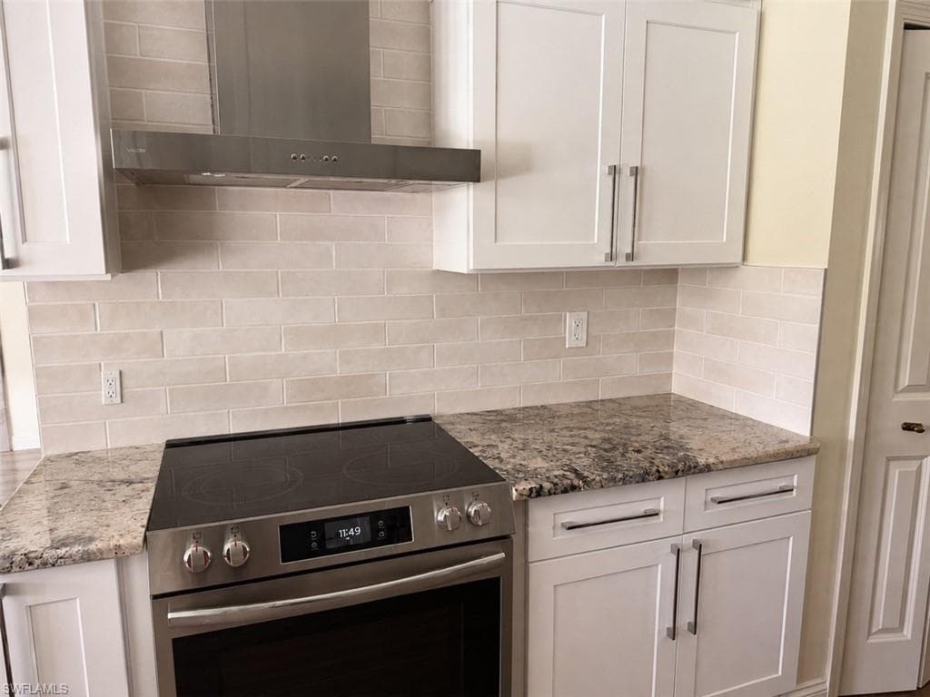 6560 Kestrel CIR-6