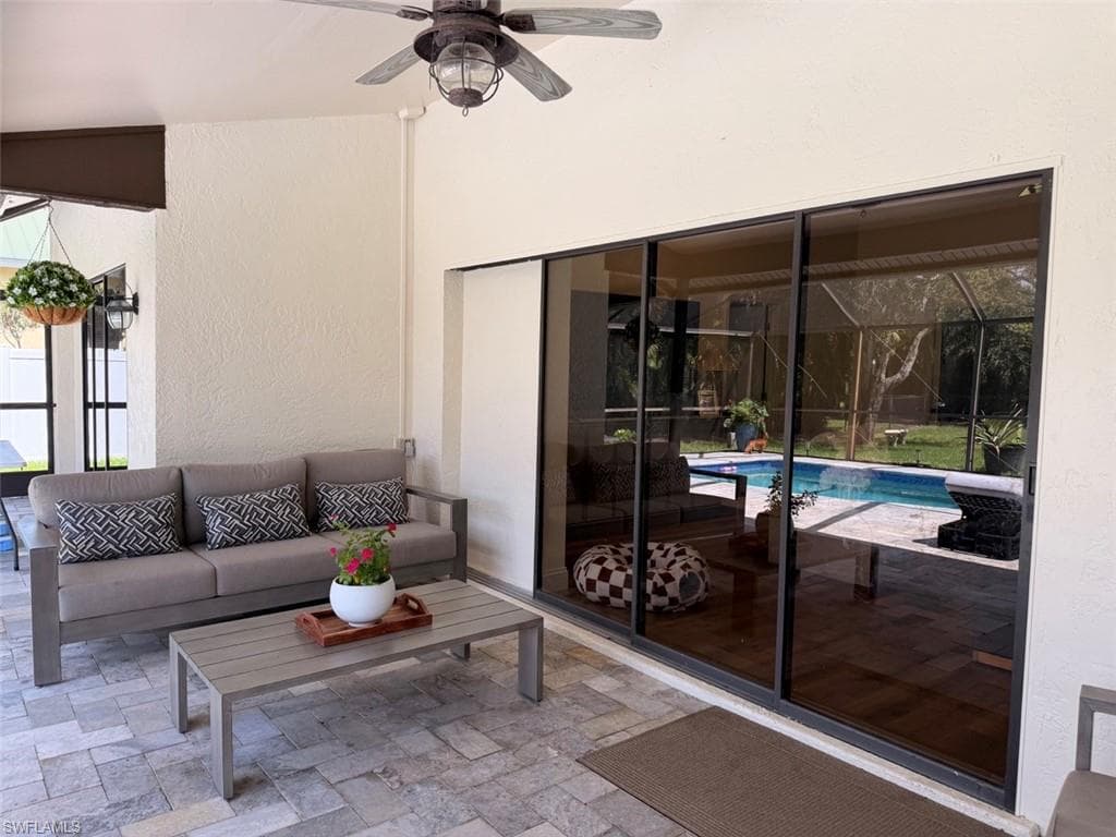 6560 Kestrel CIR-19