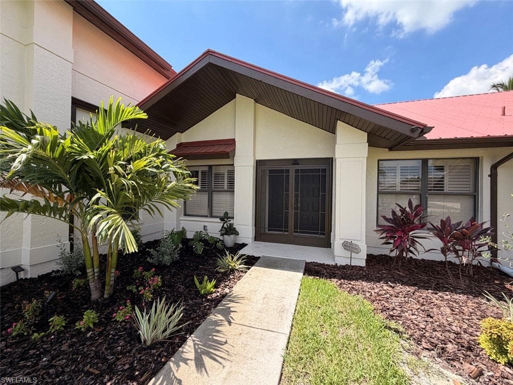 6560 Kestrel CIR-4