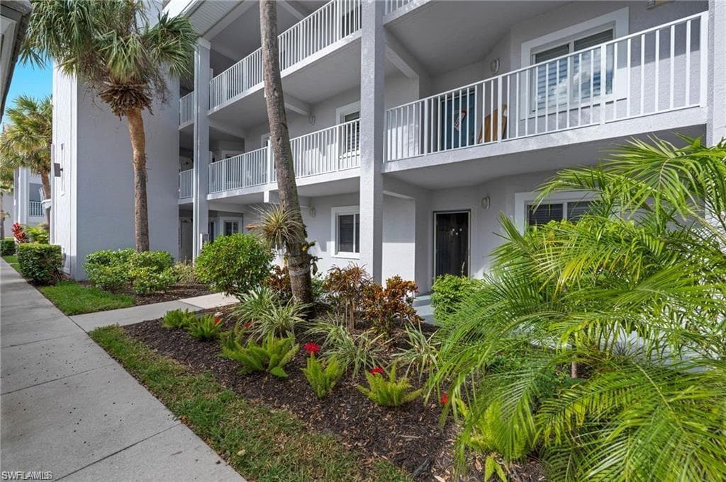 7831 REGAL HURON CIR 105-1