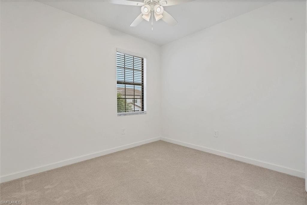 14204 Pine Lodge LN-19
