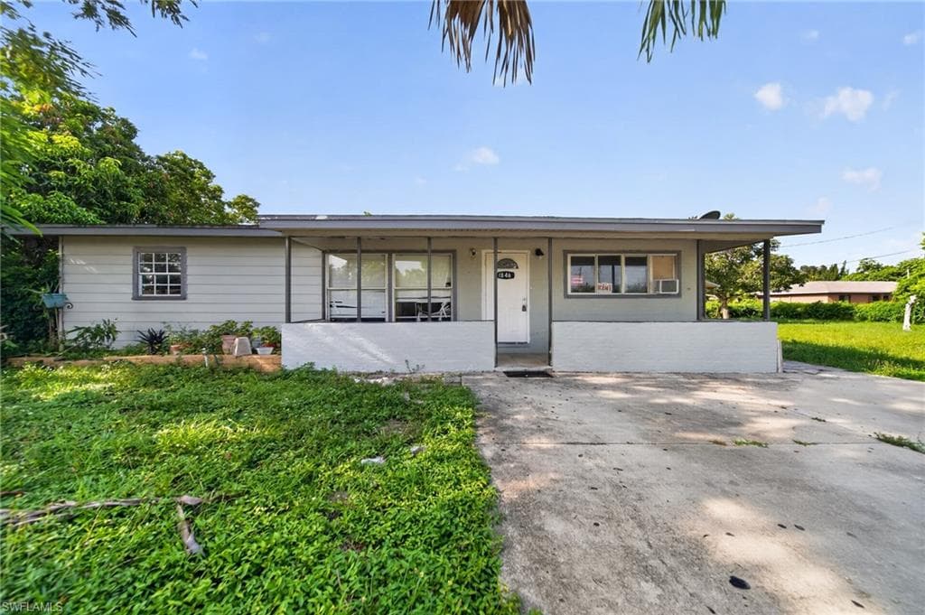 1846 Maple DR-1