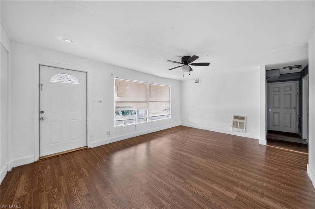 1846 Maple DR-5