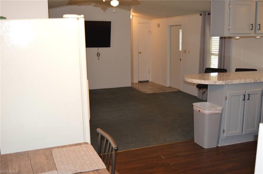 349 Eland DR-2