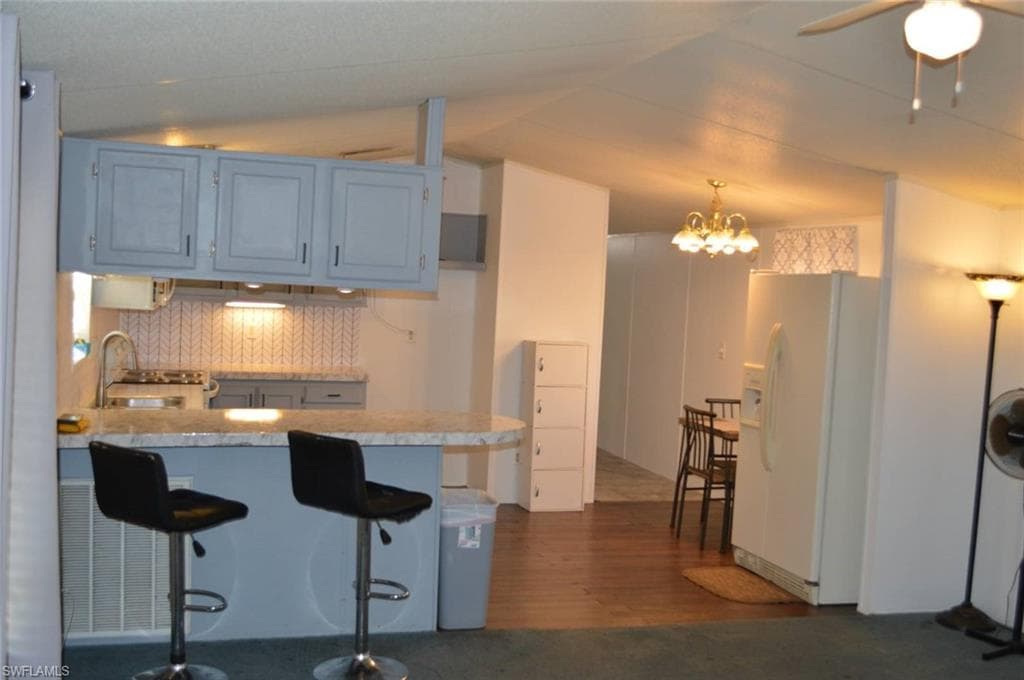 349 Eland DR-4