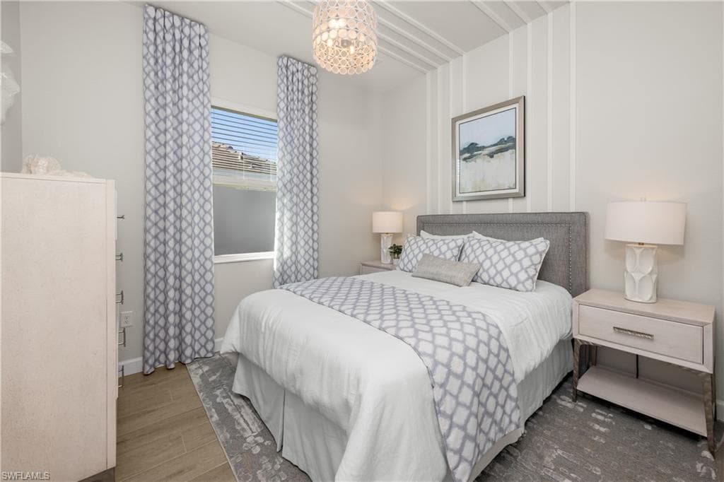 15720 Raveneli CT-17