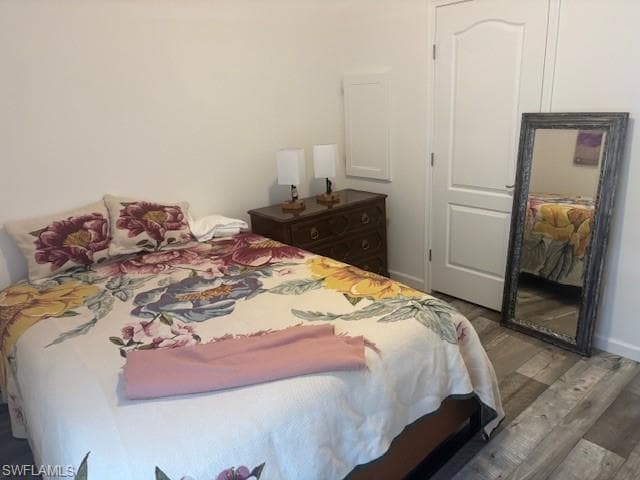 302 Shoreland DR-19