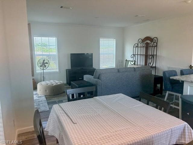 302 Shoreland DR-8
