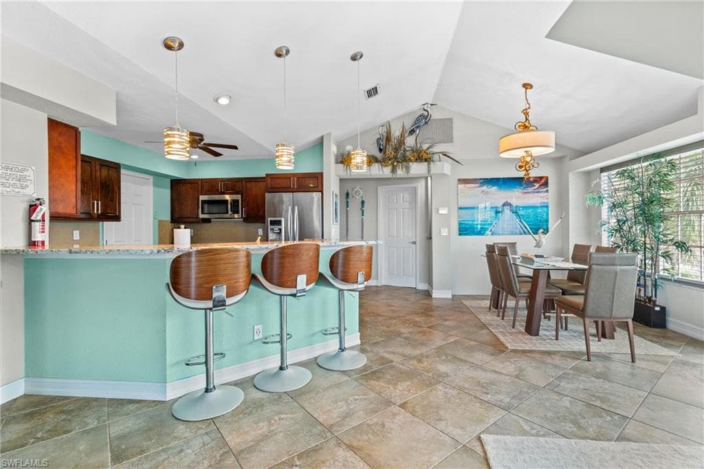 17750 Rebecca AVE-10
