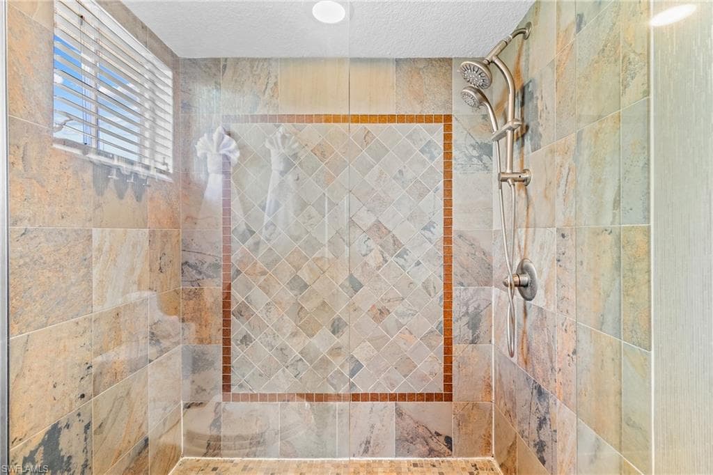 17750 Rebecca AVE-29