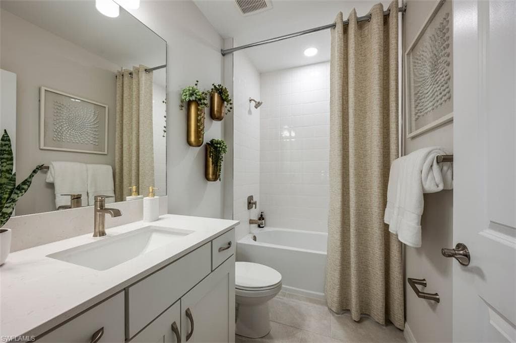 322 Lakeside Hideaway LN-12
