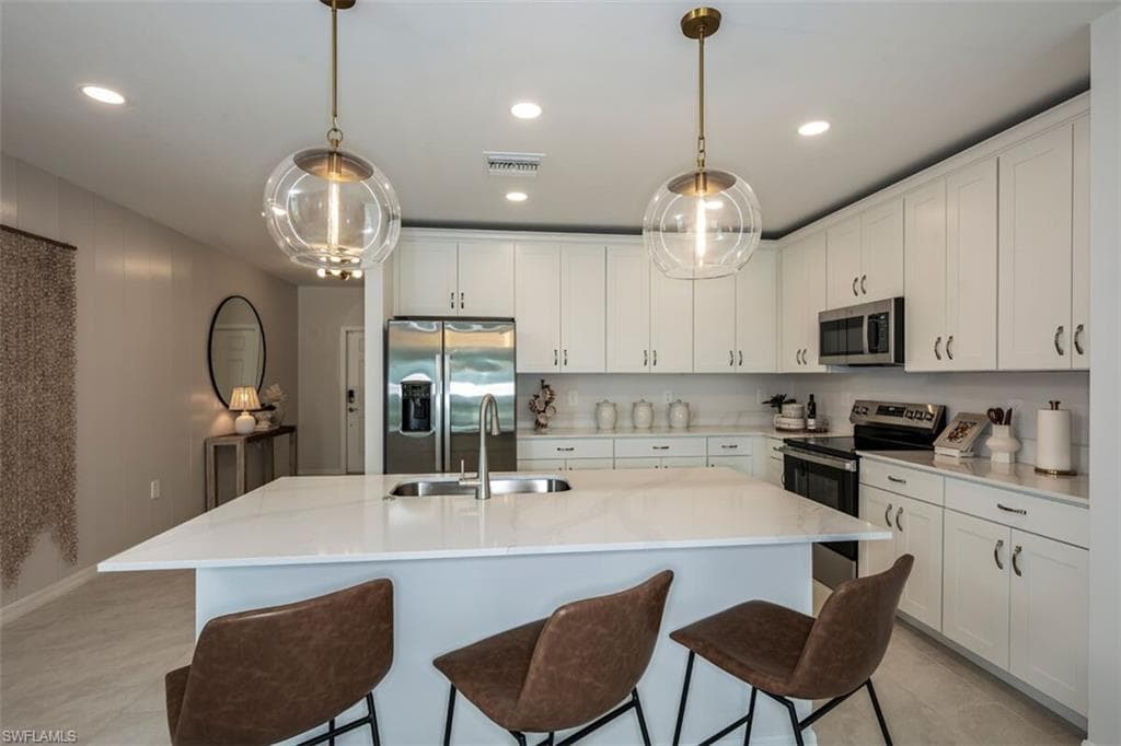 322 Lakeside Hideaway LN-5