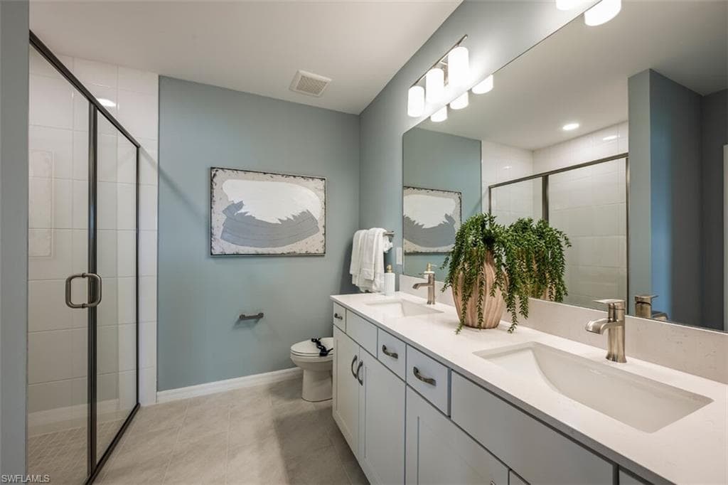 322 Lakeside Hideaway LN-8