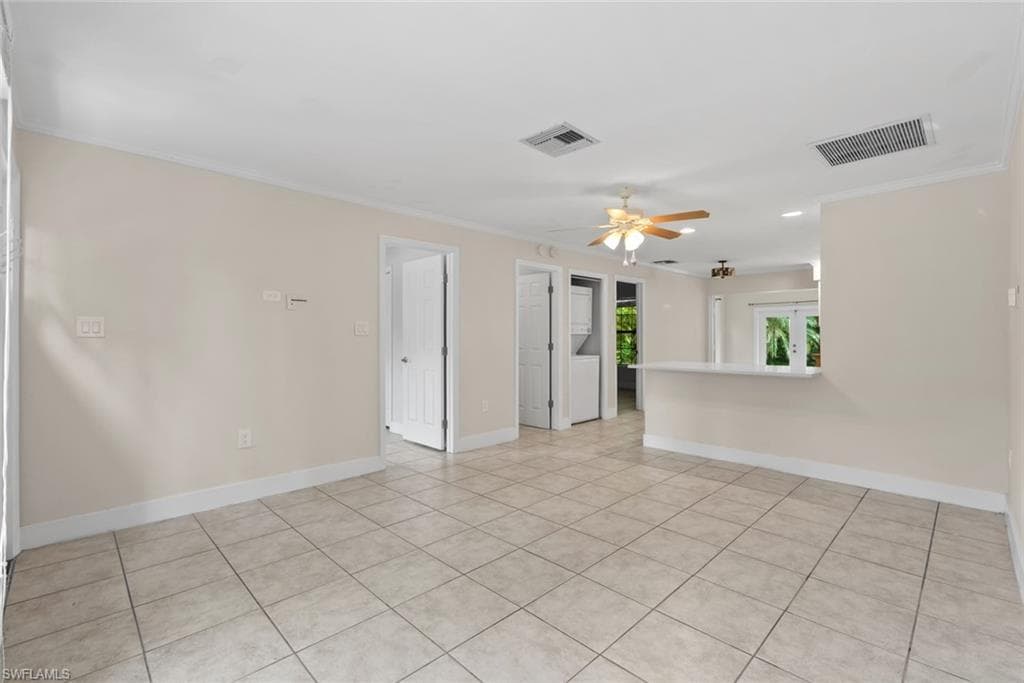 2437 Sunset AVE-12