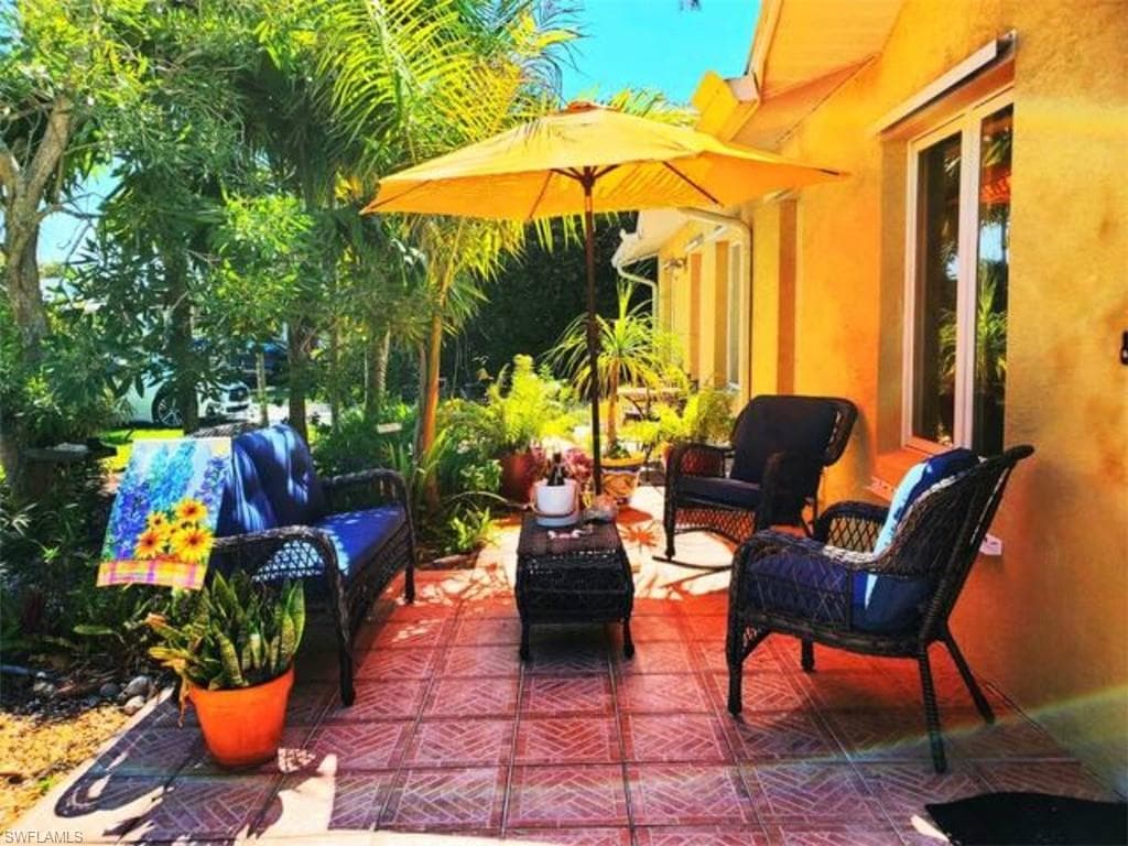 2437 Sunset AVE-28