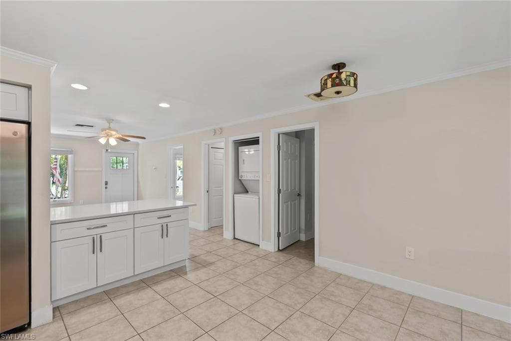 2437 Sunset AVE-9