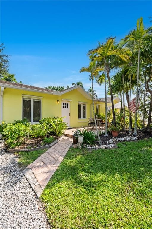 2437 Sunset AVE-34