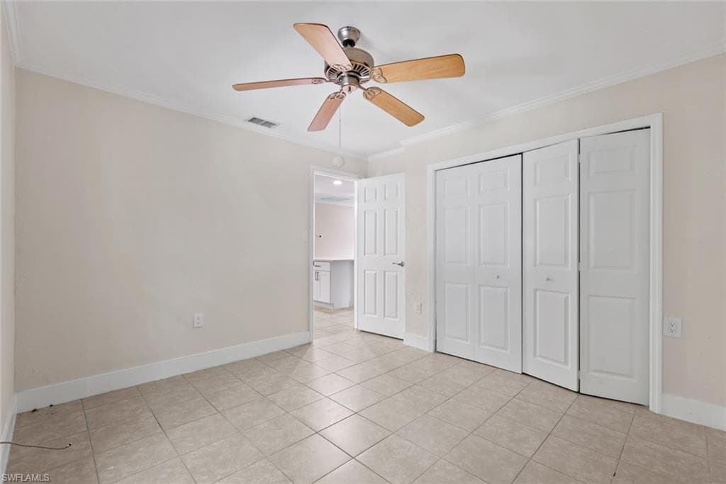 2437 Sunset AVE-15