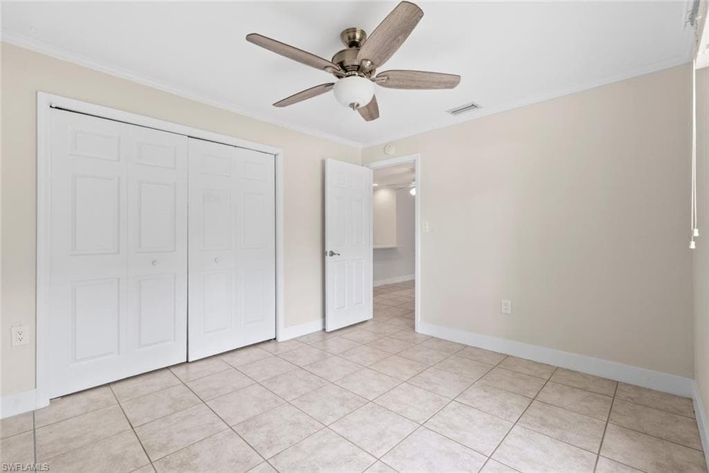 2437 Sunset AVE-11