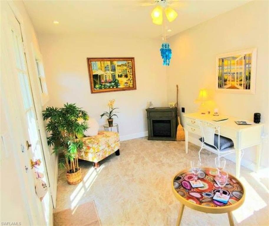 2437 Sunset AVE-29