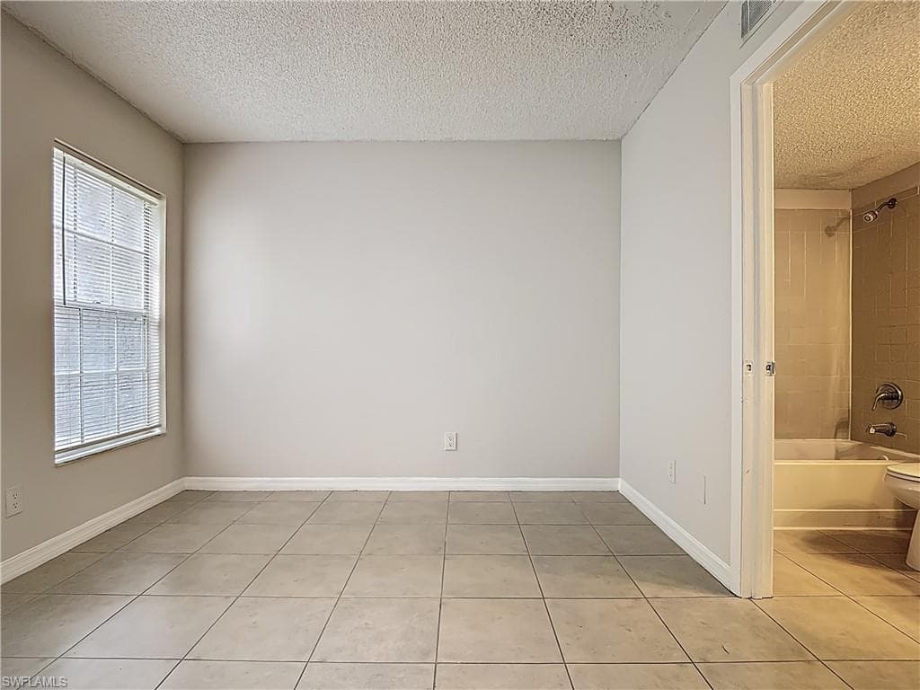 194 Santa Clara DR 12-19