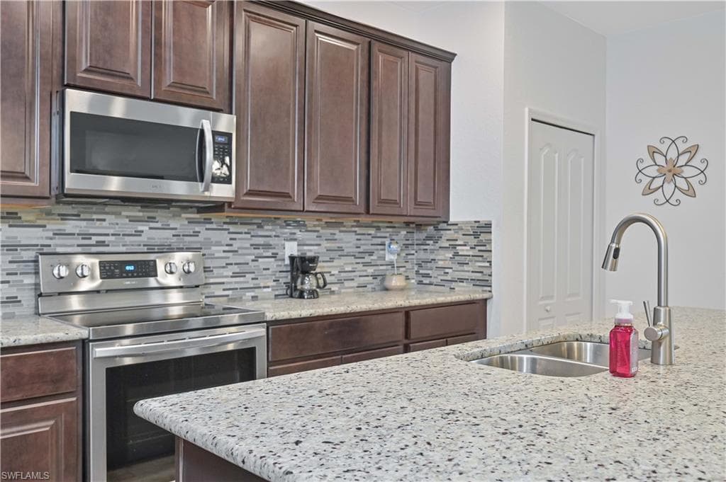 8784 Cascade Price CIR-11