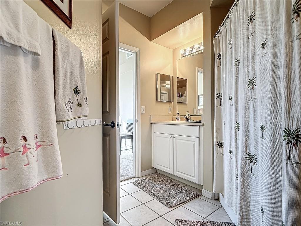 15625 Ocean Walk CIR S 208-26