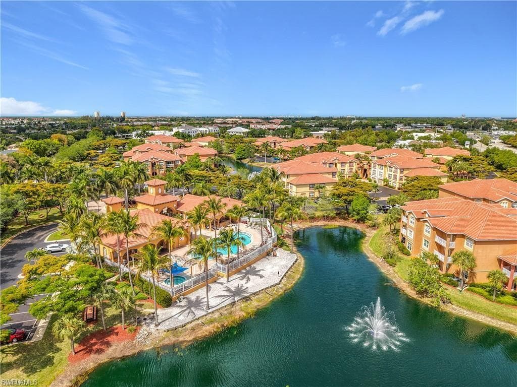 15625 Ocean Walk CIR S 208-33