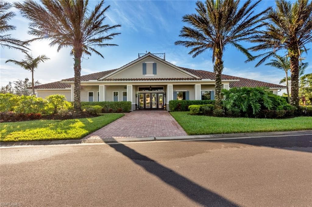 13424 Golden Palms CIR-13
