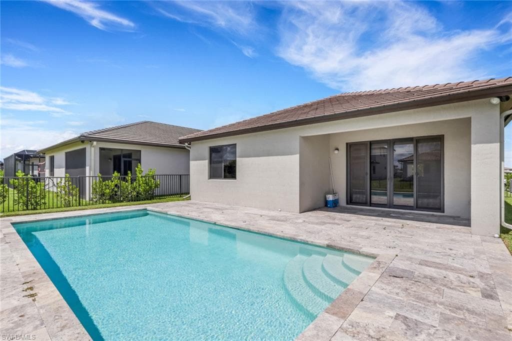 5116 Isidora LN-25