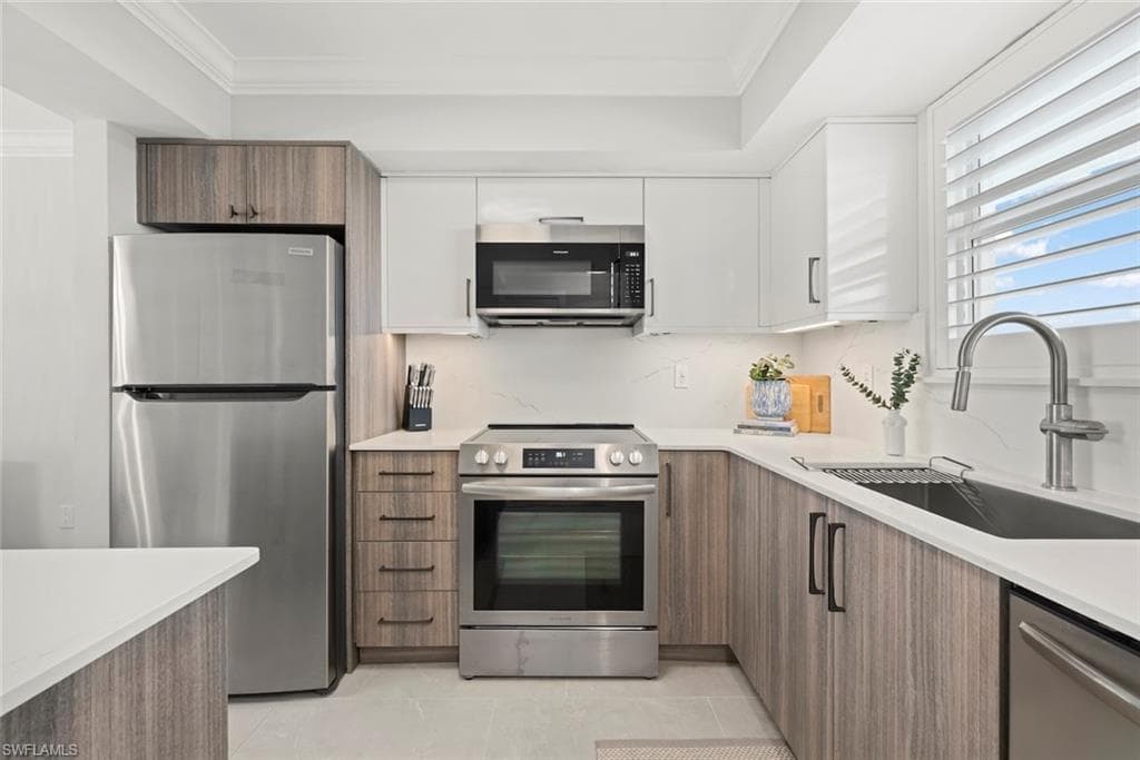 250 Estero BLVD 302-13