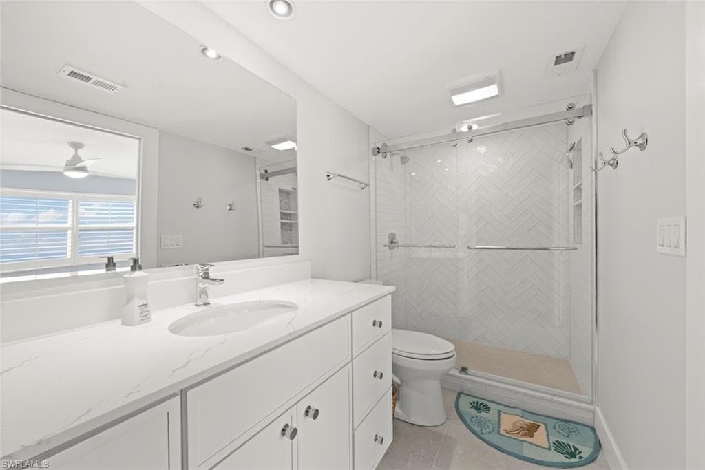 250 Estero BLVD 302-34