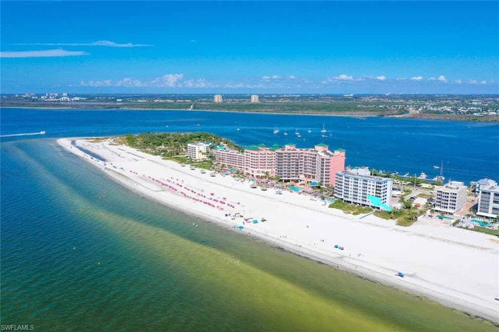 250 Estero BLVD 302-49