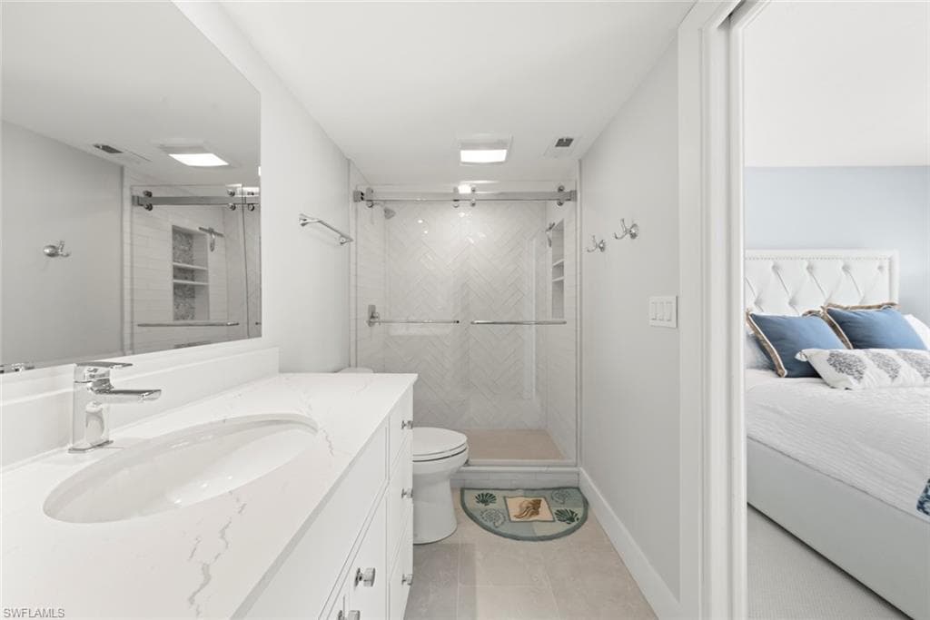 250 Estero BLVD 302-33