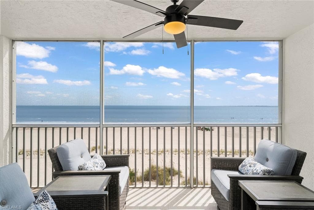 250 Estero BLVD 302-45