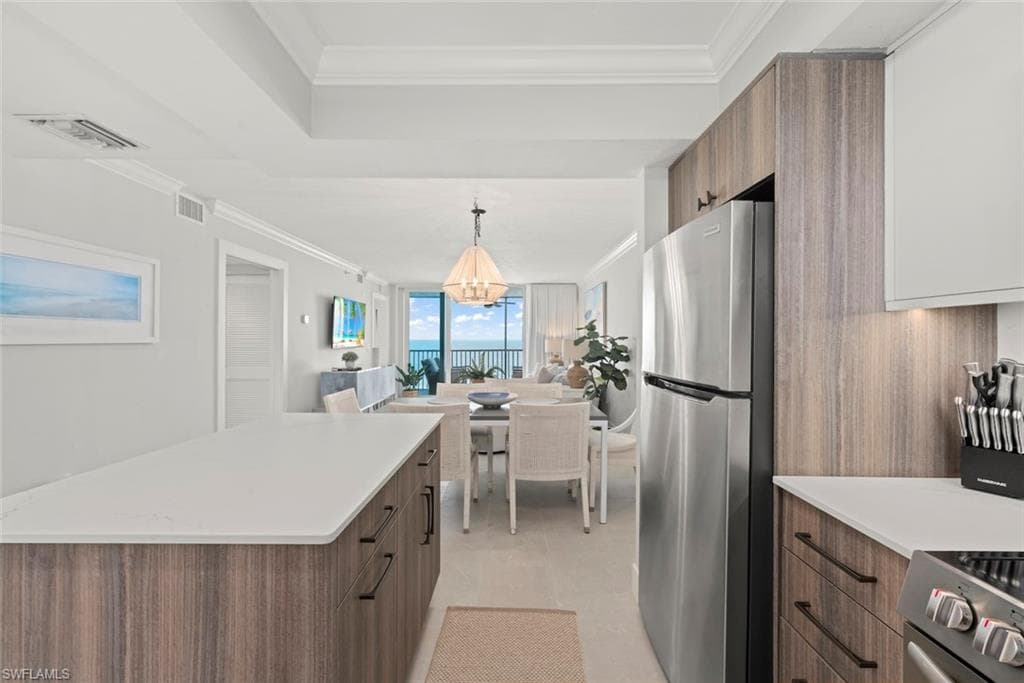 250 Estero BLVD 302-15