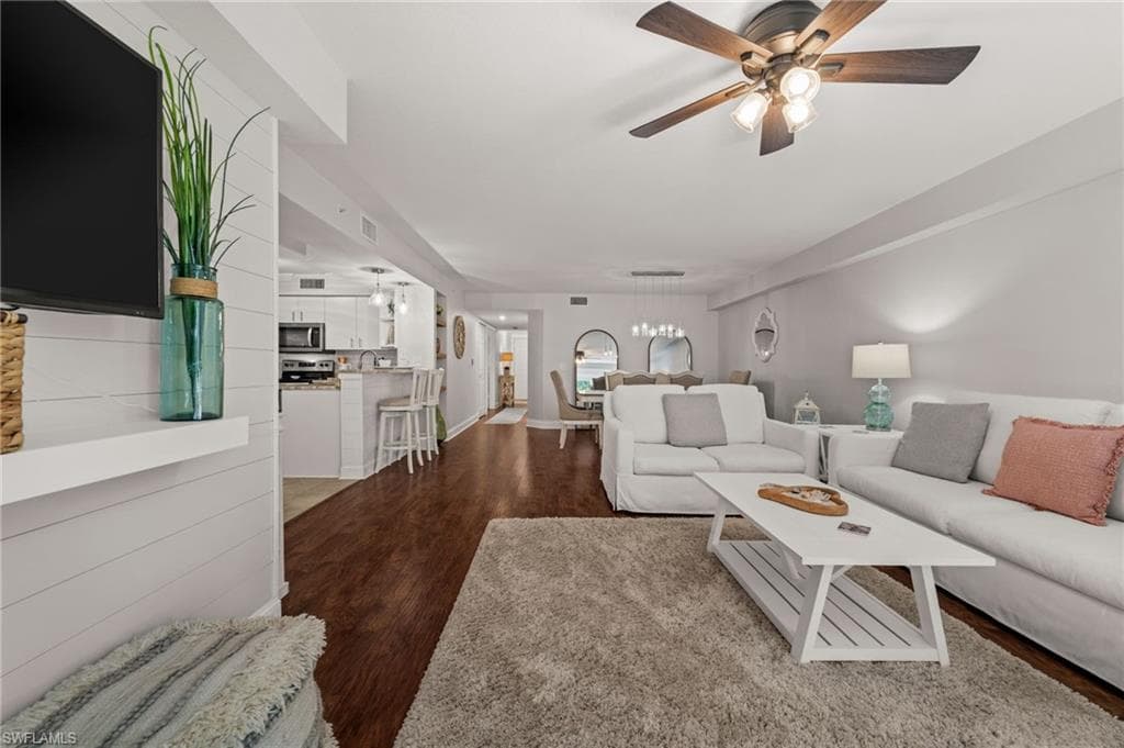 25711 Lake Amelia WAY 102-16